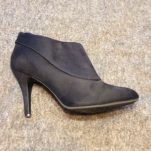 5/$25⭐ Rampage Boots -7M black